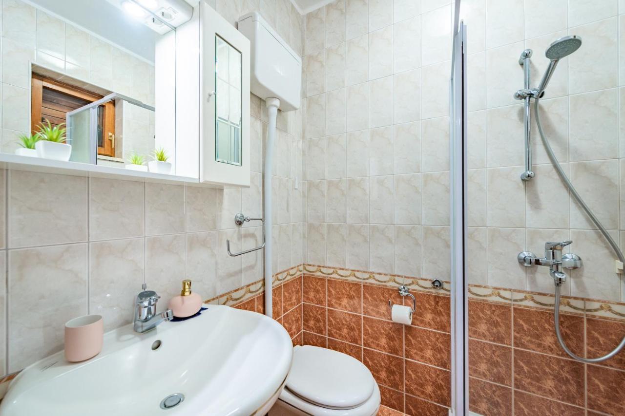 Holiday Home Ivan Орашац Екстериор снимка