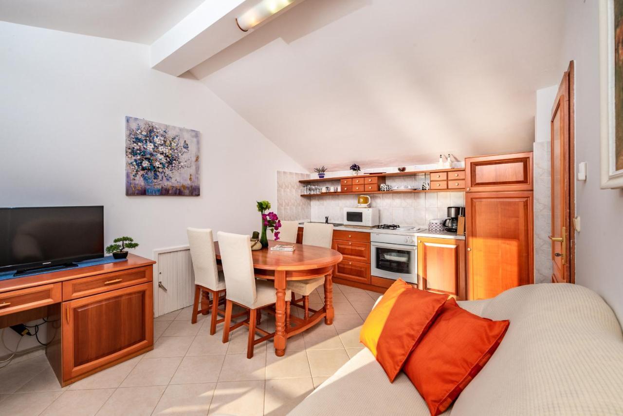 Holiday Home Ivan Орашац Екстериор снимка